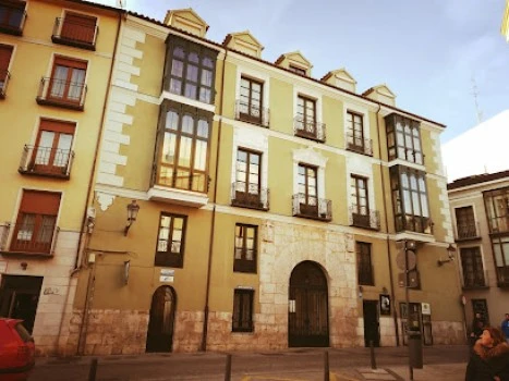 RINCÓN Y ARRIBAS DESPACHO DE ABOGADOS
