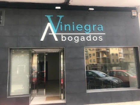 Viniegra Abogados