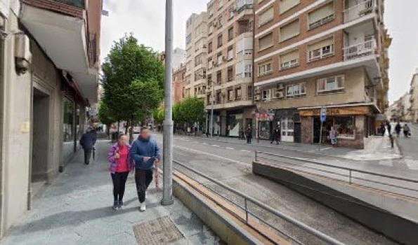 León Coloma A L