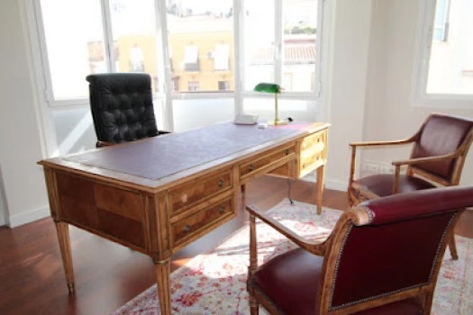 Larson &amp; Co Abogados Vélez Málaga