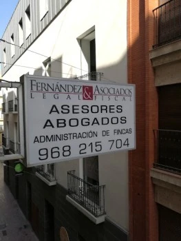 Carlos Fernández &amp; Asociados