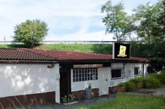 Escuela De Bailes de Salón Carlos Zapirain