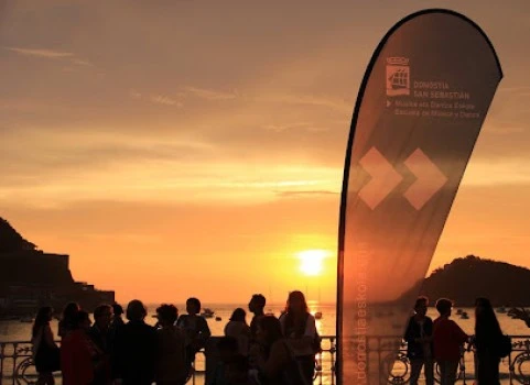 Donostiako Udalaren Musika eta Dantza Eskola - Escuela Municipal de Música y Danza de San Sebastián