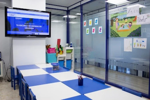 Language House