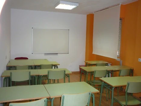 Academia - Centro de Estudios Edágoras