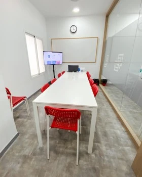 EFACAD LANGUAGE // Escuela de Formación Académica.