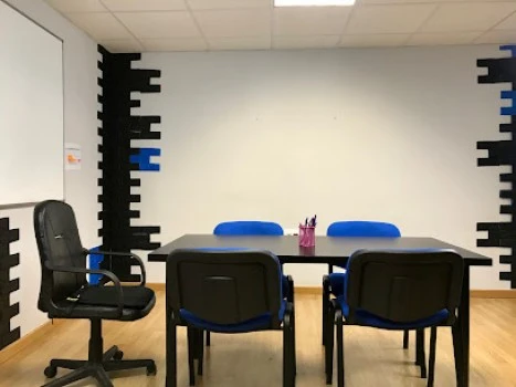 TÚ NECESITAS INGLÉS - Academia de Inglés en Valladolid