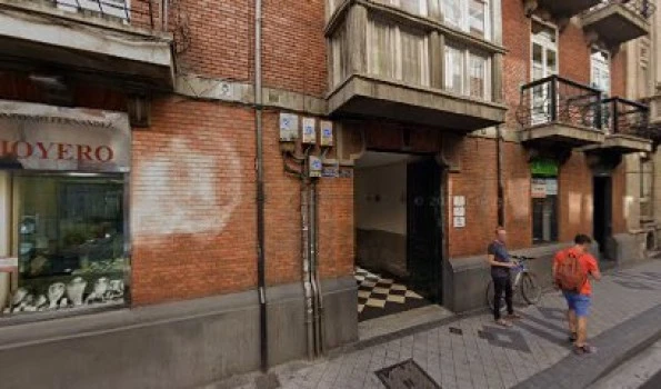 Warwick House - López Gómez