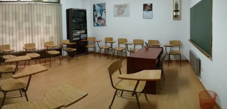 Academia Alba