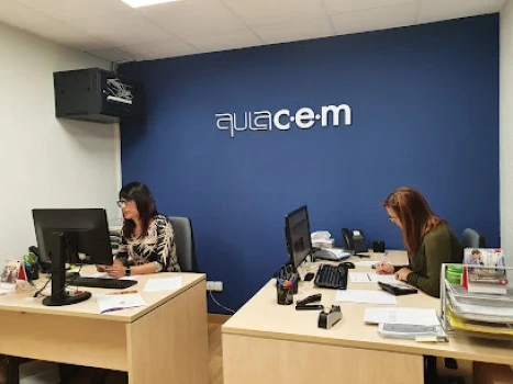 AULACEM - Centro de estudios sanitarios de Formación Profesional