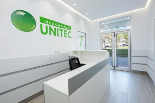 Academia Universitaria Málaga - Academia Oposiciones Málaga - Academias Unitec
