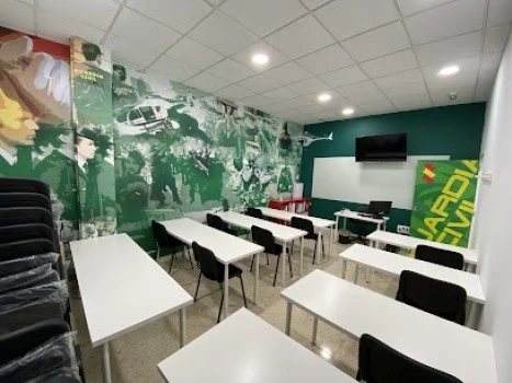 Academia Oposiciones Progressus | Policía Nacional, Guardia Civil y Ayudante de Prisiones