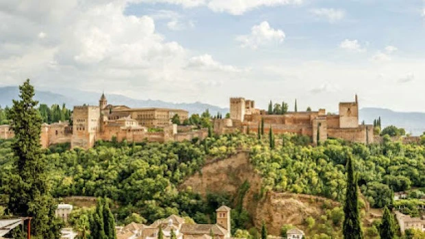 Entradas La Alhambra Granada - Venta online - Tours y visitas guiadas