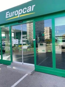Europcar Barcelona Estación De Tren