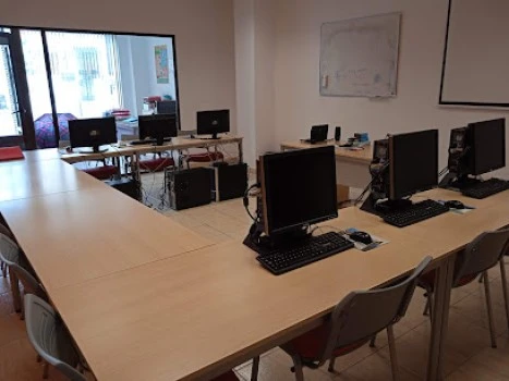 Autoescuela Monachil