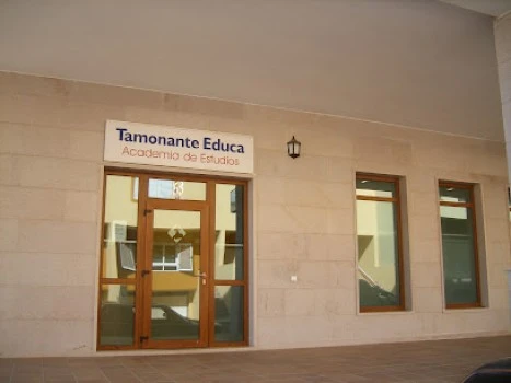 Tamonante Educa, Centro de Formación