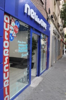 AUTOESCUELA NEW WAVE