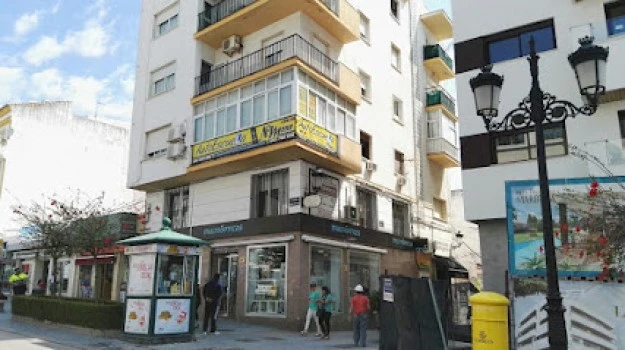 Autoescuela Mena