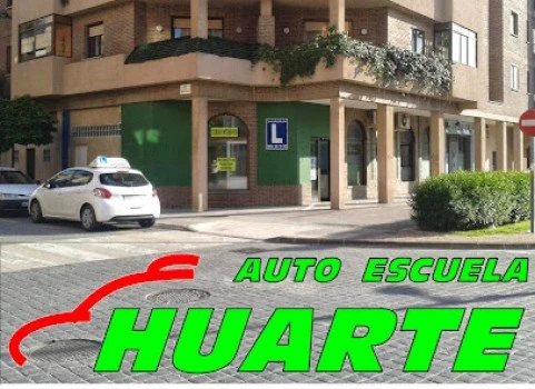 AUTOESCUELA HUARTE/UHARTE
