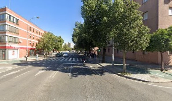 Auto Escuela Tiro Línea S L