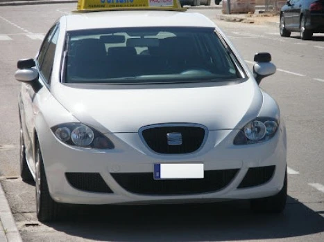 AUTOESCUELA SORIANO