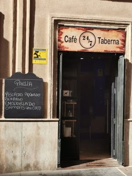 24/7 Cafe•Taberna