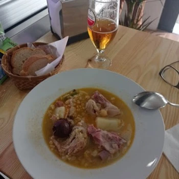 El Tropezón Bar