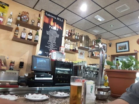 Cafetería- Bar Avila