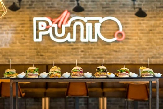 Al Punto Cáceres - Steak House &amp; Bar