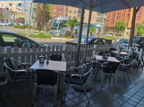 SNACK's 55 Bar