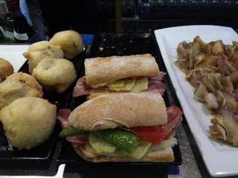 Bar Aitube