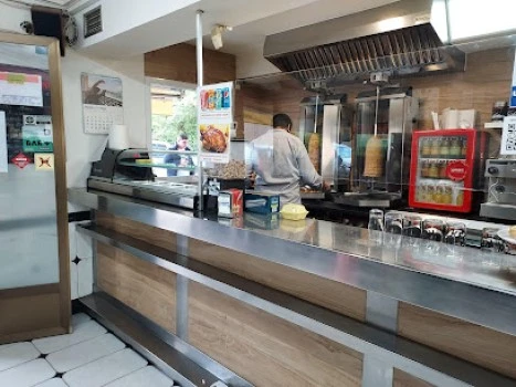 Bar lizarpe &amp; Doner Kebab