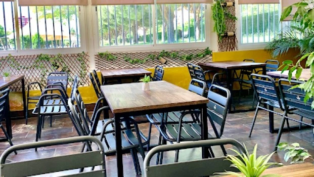 Bar Cafetería La Carpa