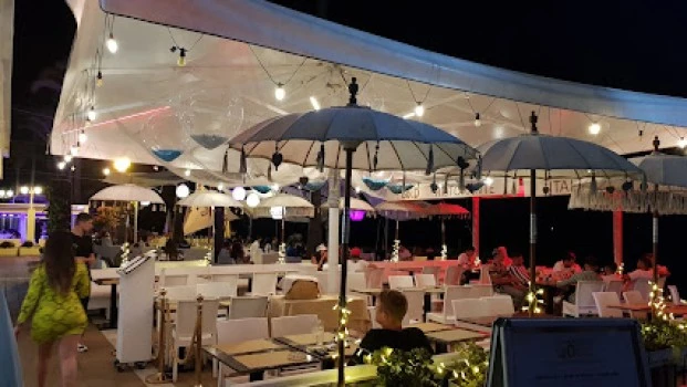 El Carmen Bar