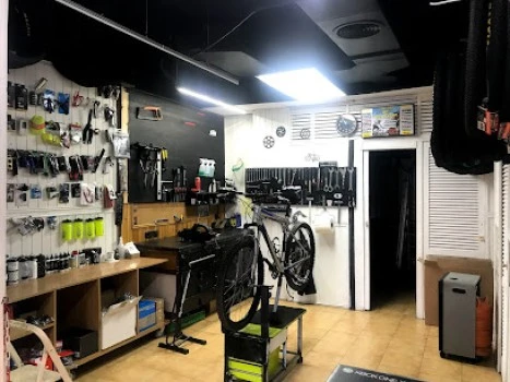 Taller de bicicletas y patinetes granada