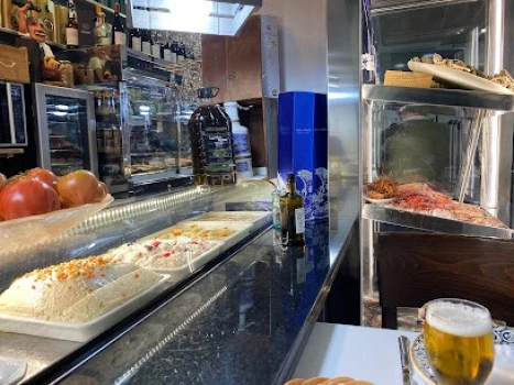 La barra de Juan