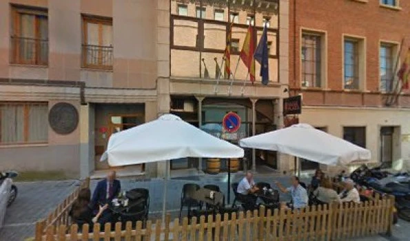 Lios Tapas
