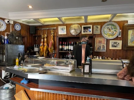 Bar Ludeña