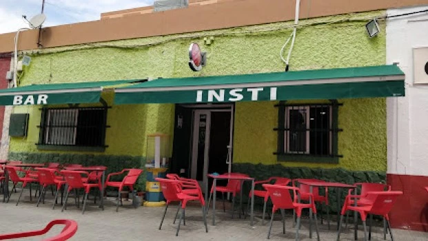 Bar Insti