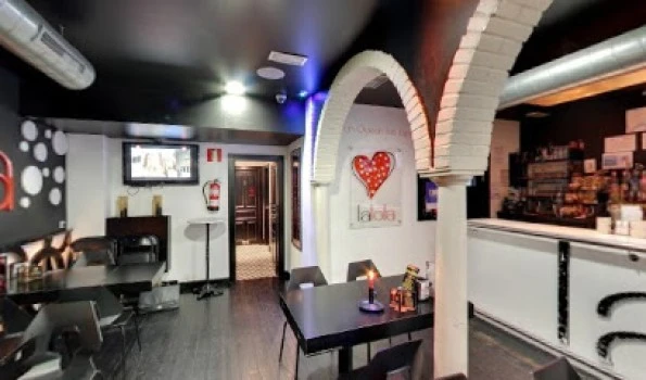 La Lola Oviedo