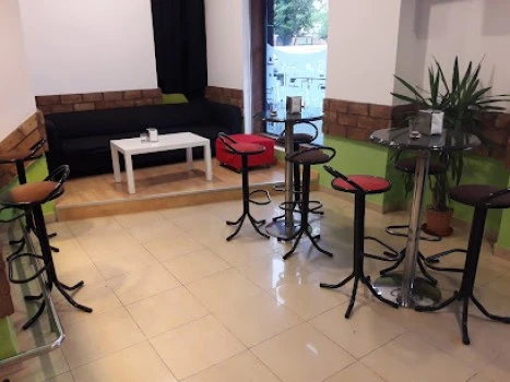 Green's Café