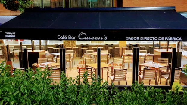 Café Bar Queen's