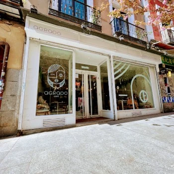 Agrado Café