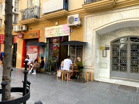 Desal Café: Brunch &amp; Juices