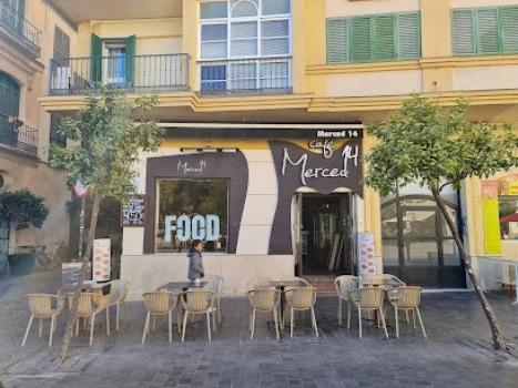 Café Merced 14