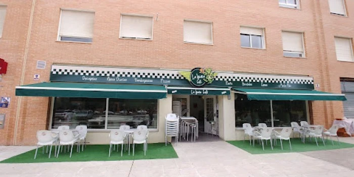 La Iguana Café