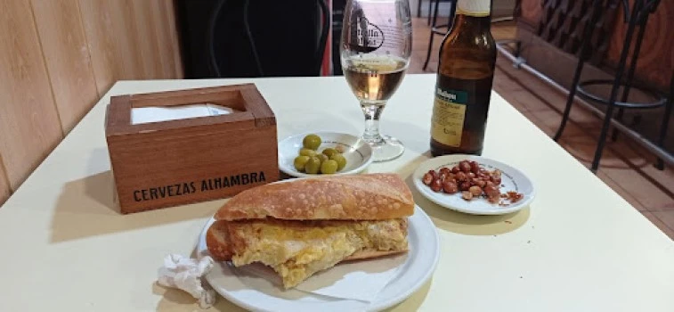 Bar Esmas