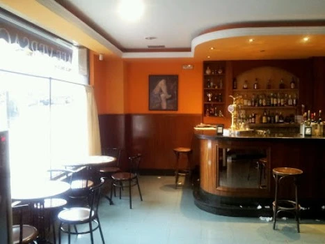 Café Bar Versace