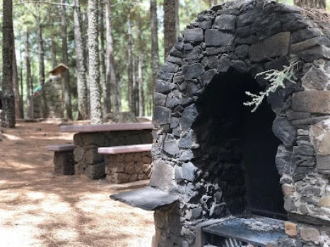 Zona de acampada Llanos de la Pez