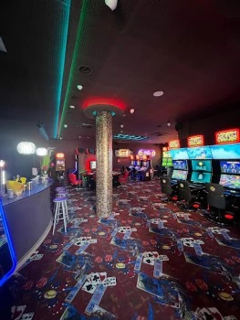 Salón de Juegos Bar SUVISION